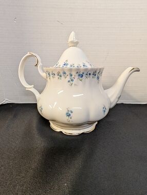 Vintage Royal Albert Memory Lane Teapot Blue And White China